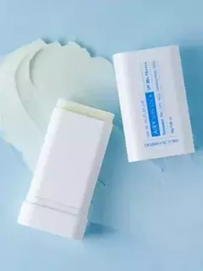 Derma Factory Стик для лица солнцезащитный легкий - Airy sun stick,18г